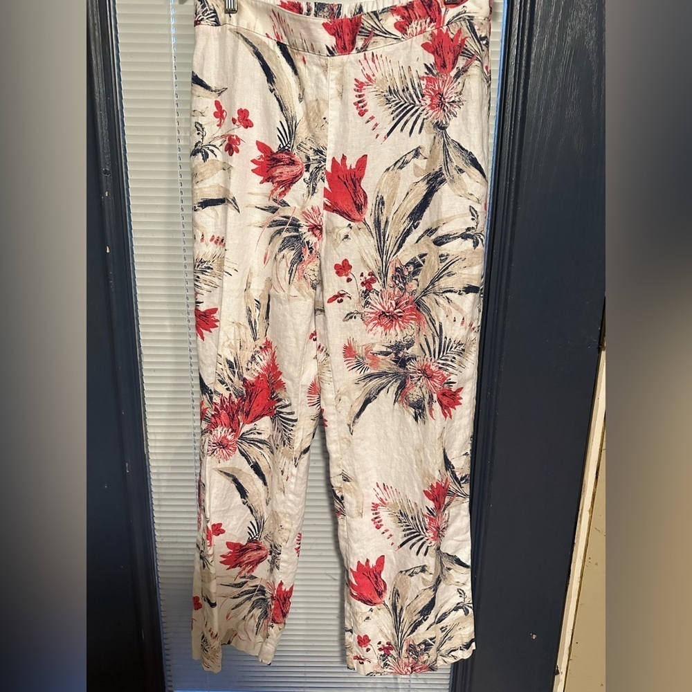 Chicos 100% linen sz 1 white pink blue floral straight leg summer pant Hawaiian - Picture 1 of 6